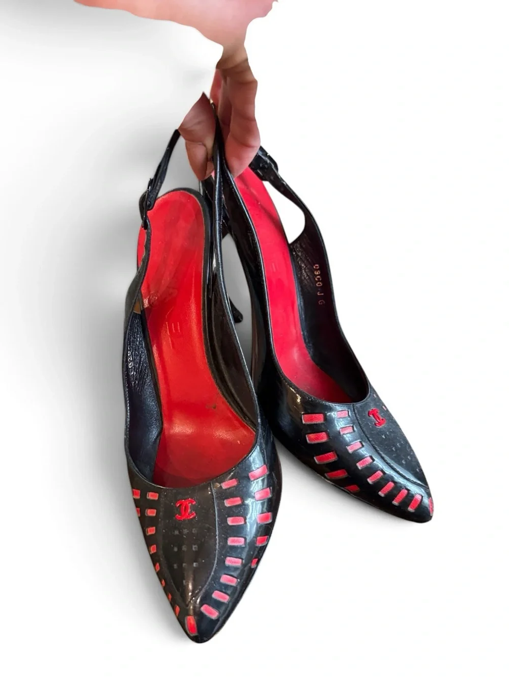 CHANEL VINTAGE Black Red patent leather slingback heels EU 36.5